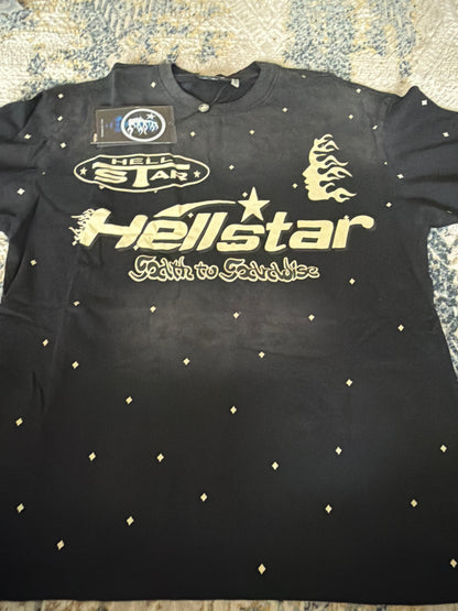 Black/creamish hellstar