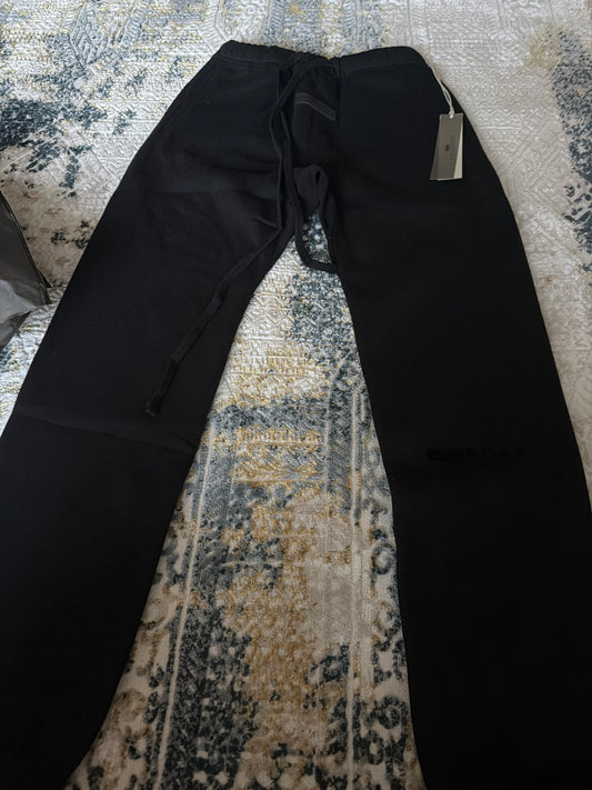 Black essential sweats