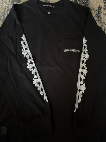 Black on white chrome long sleeve