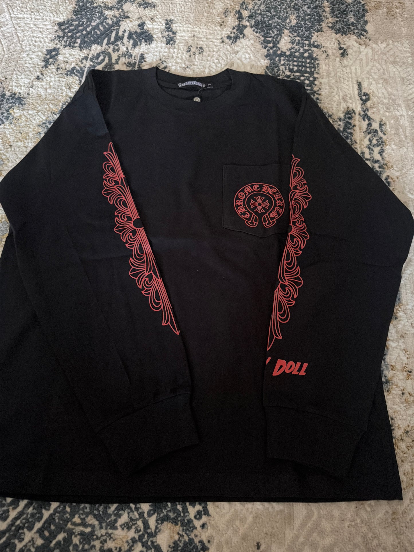 Red/black chrome long sleeve