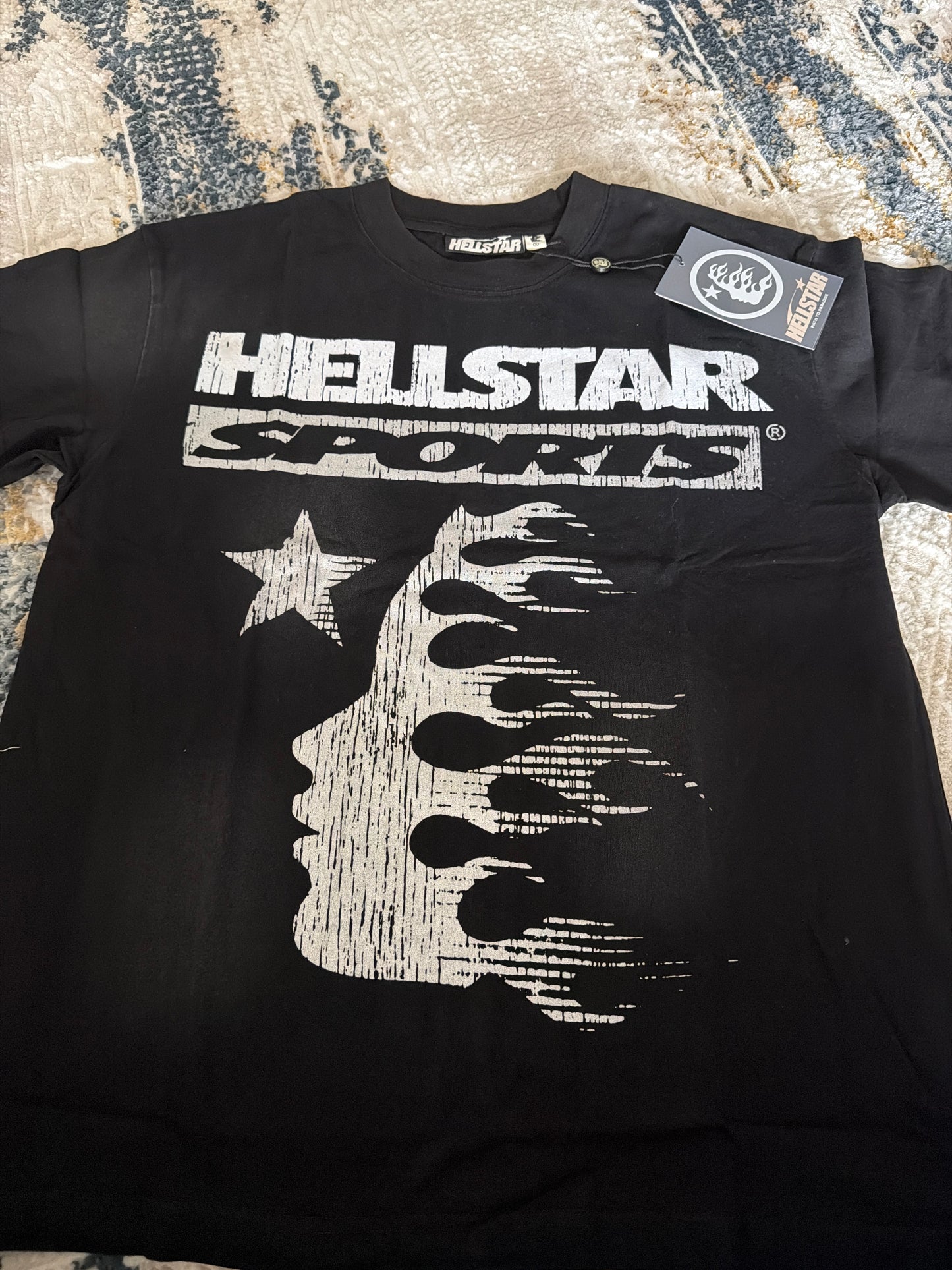 Black n white hellstar