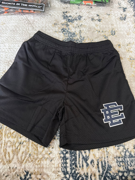 Black ee short