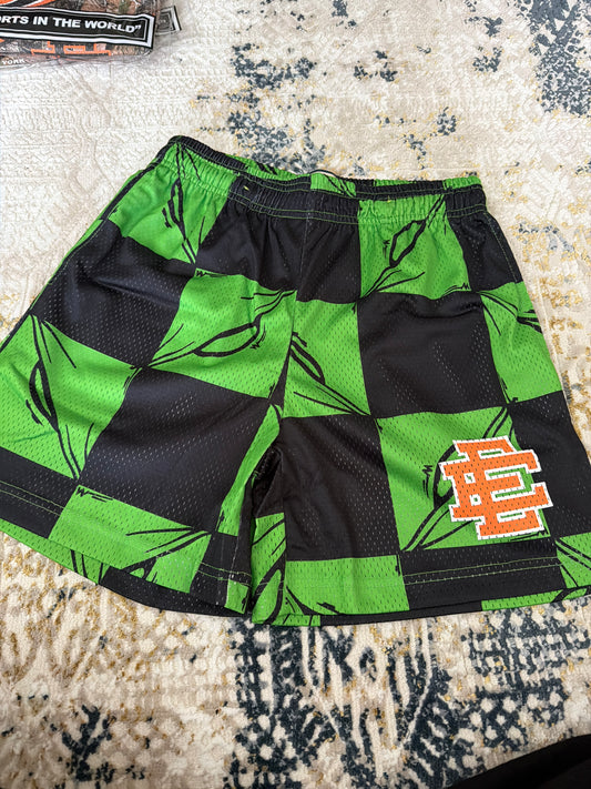 Black/green ee
